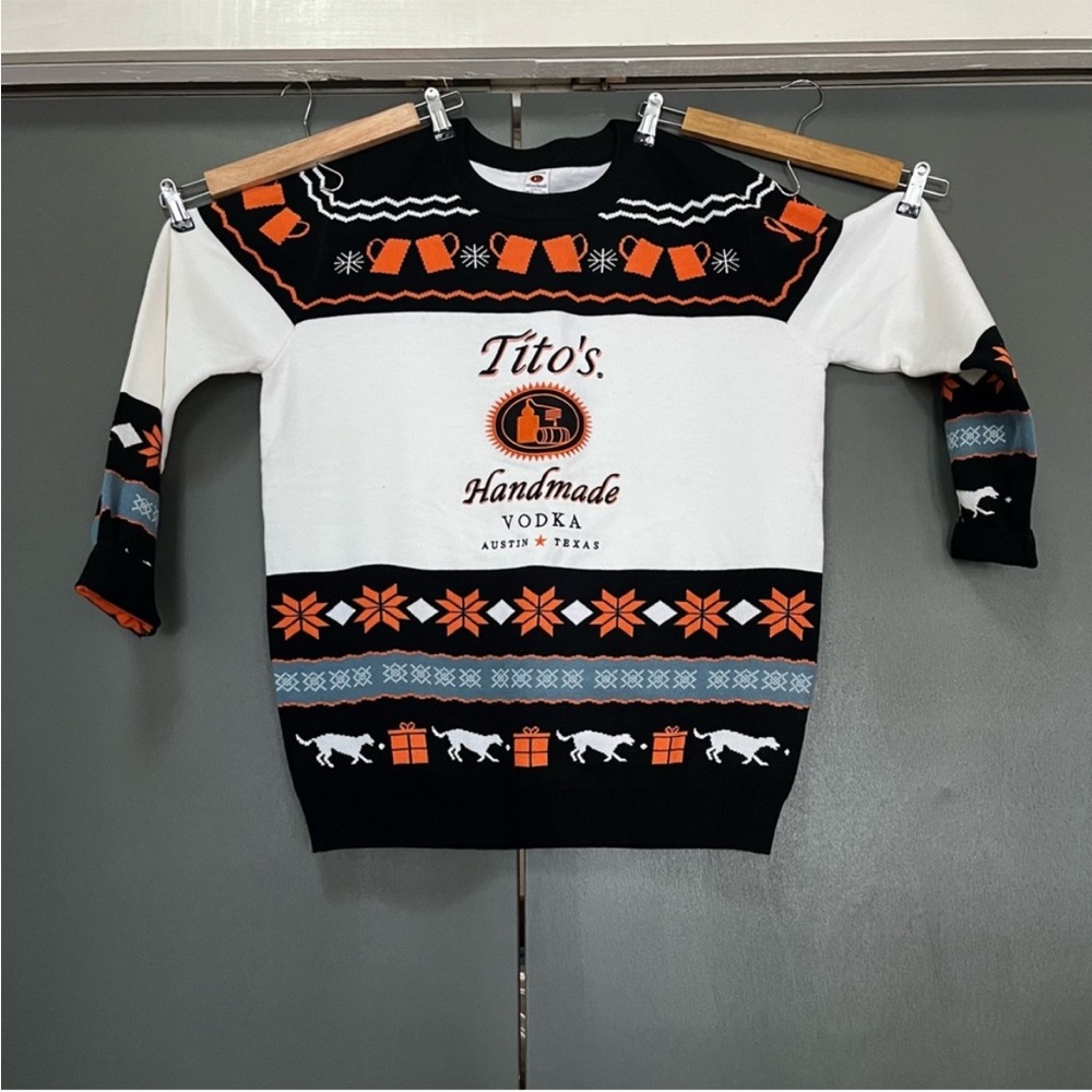 Tito’s Crewneck Sweater with Bold Design